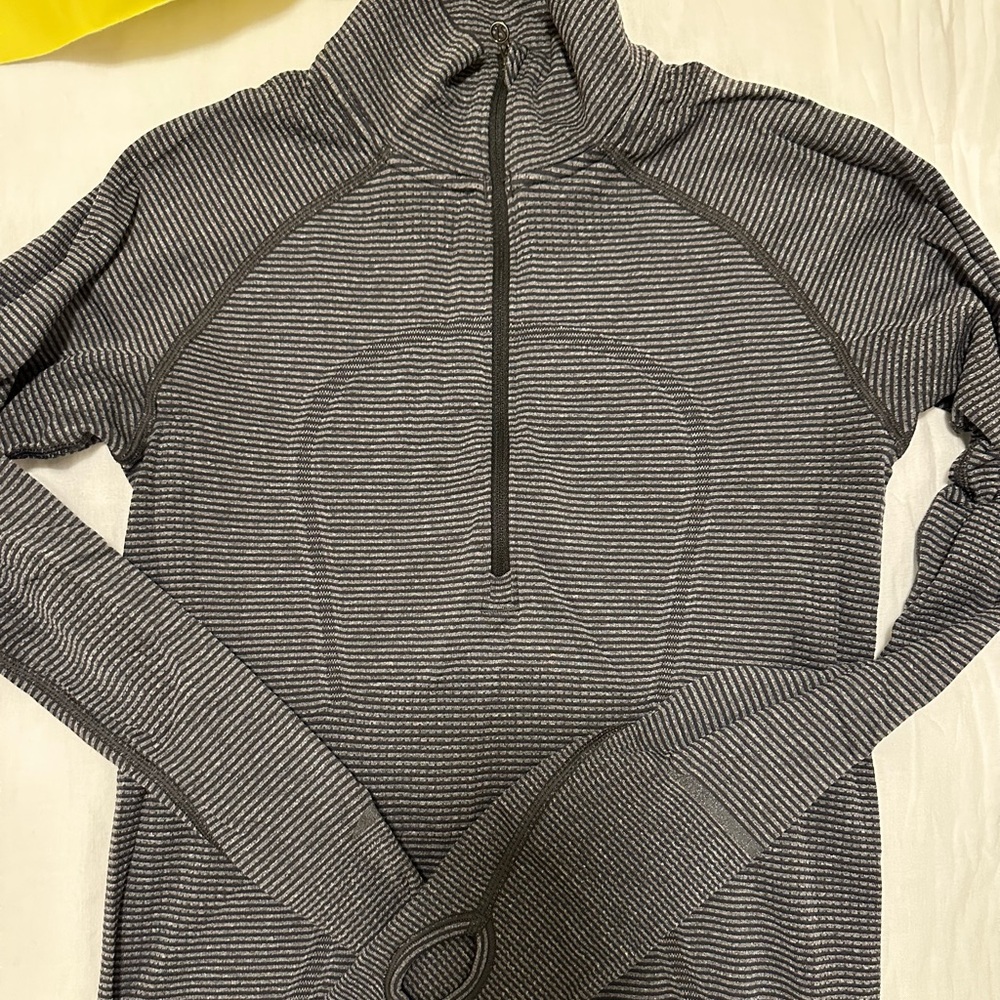 lululemon long sleeve shirt